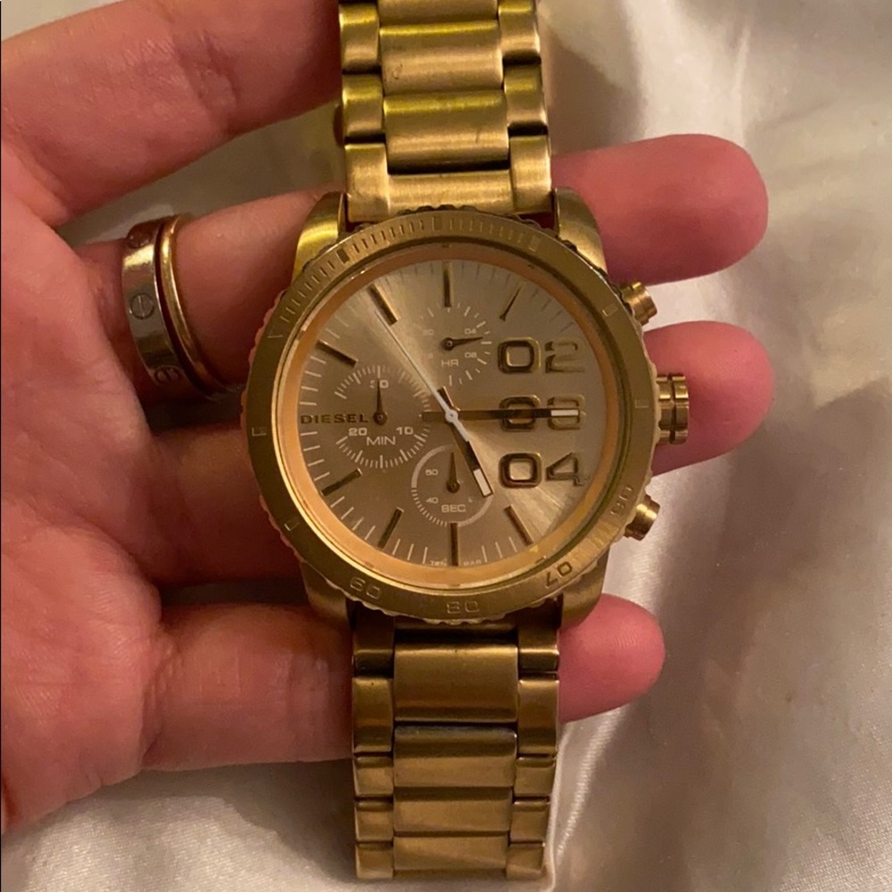 Diesel Watch unisex gold tone matte DZ5302